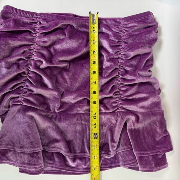 WILD FABLE skirt | ruched ruffle velvet mini skirt | medium | Target - Picture 8 of 10